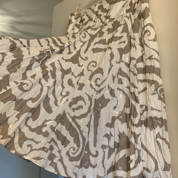 INC feminine skirt - Picture 2 of 5